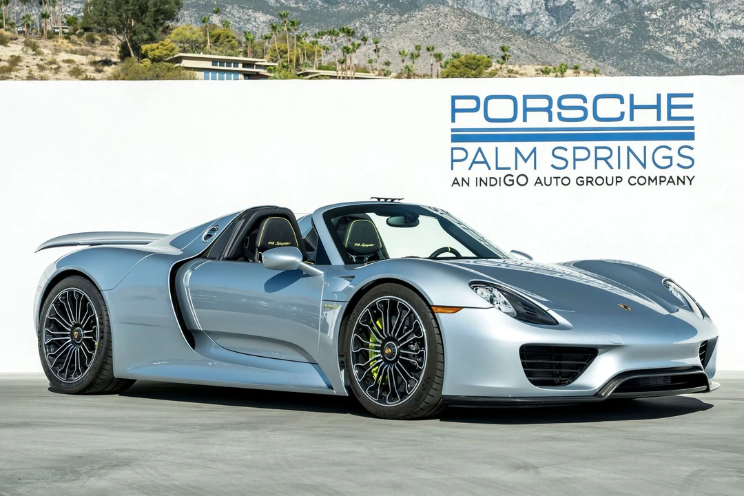 2015 Porsche 918 Spyder - Image 3 of 8