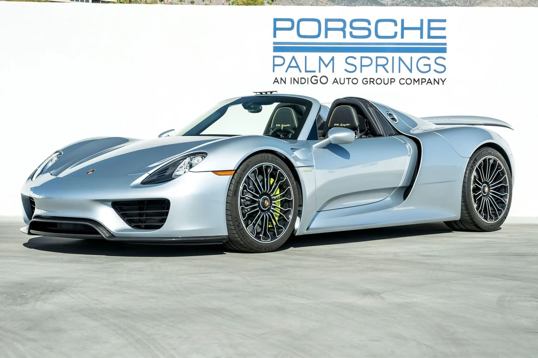 2015 Porsche 918 Spyder - Image 3 of 8