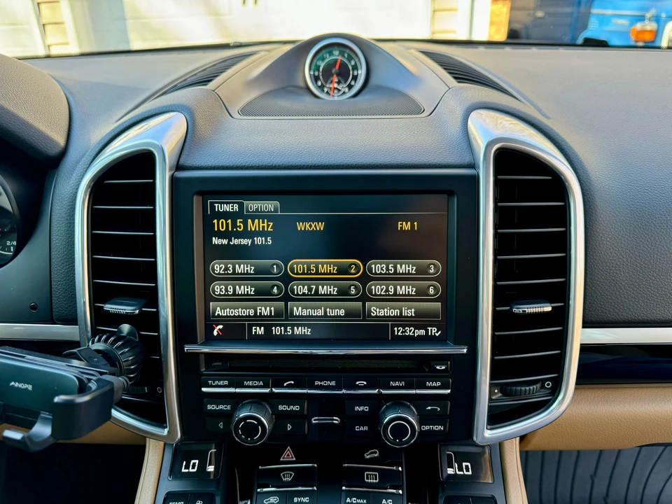 2015 Porsche 958 Cayenne Diesel - Image 23 of 31