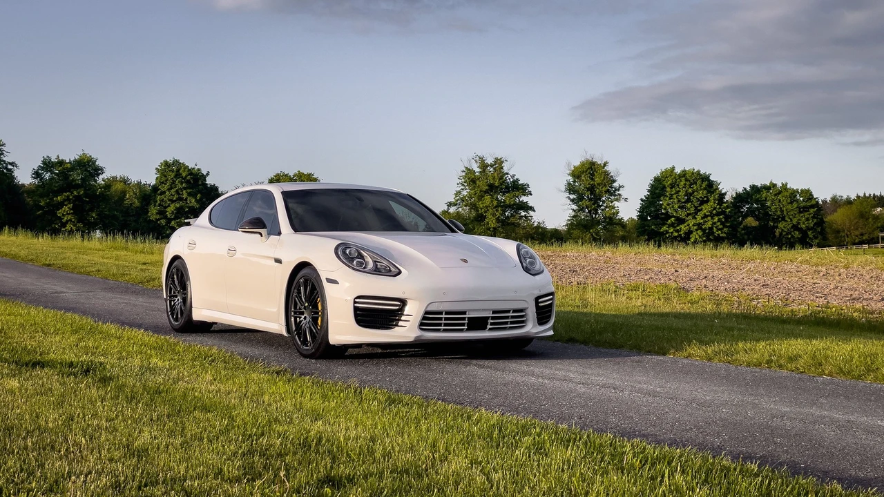 2015 Porsche 970 Panamera Turbo - Image 11 of 24