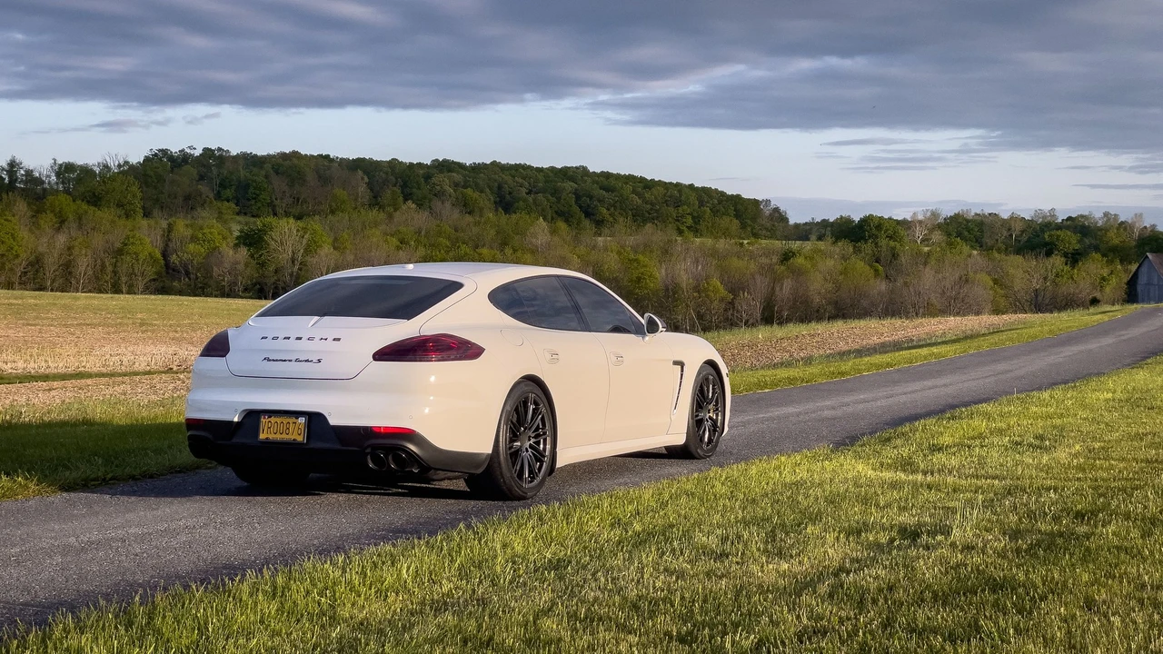 2015 Porsche 970 Panamera Turbo - Image 14 of 23