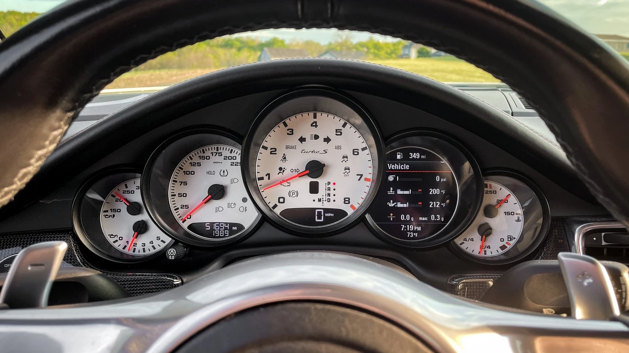2015 Porsche 970 Panamera Turbo - Image 15 of 24