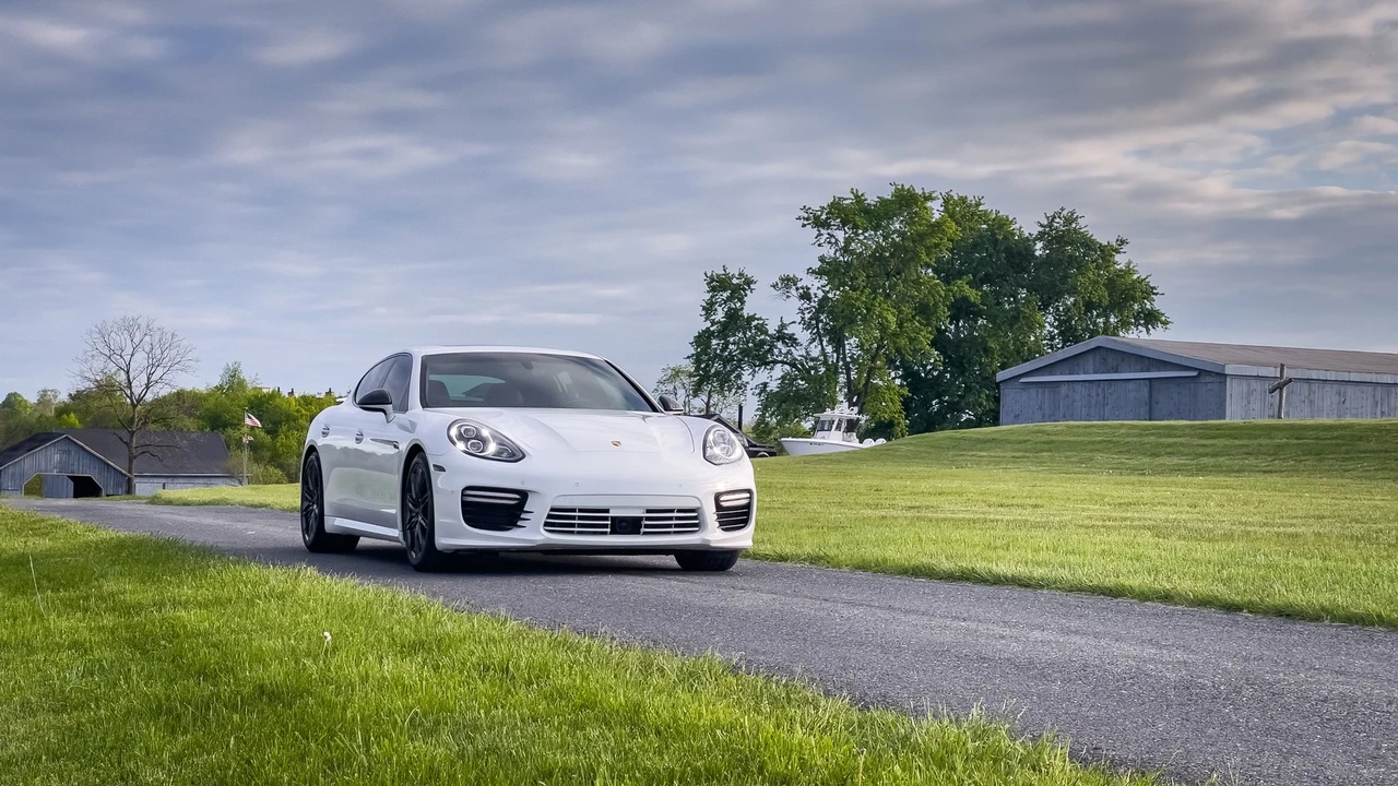 2015 Porsche 970 Panamera Turbo - Image 3 of 24