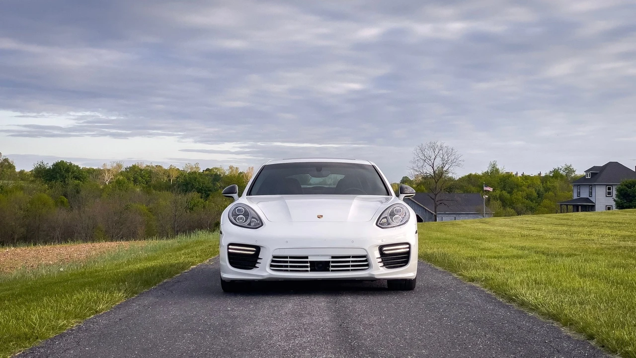 2015 Porsche 970 Panamera Turbo - Image 4 of 23
