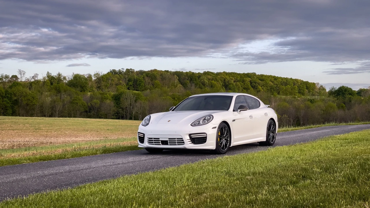 2015 Porsche 970 Panamera Turbo - Image 5 of 24