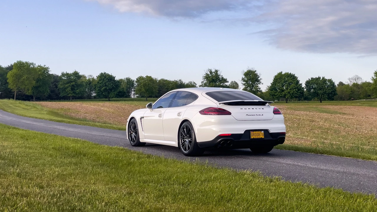 2015 Porsche 970 Panamera Turbo - Image 7 of 24