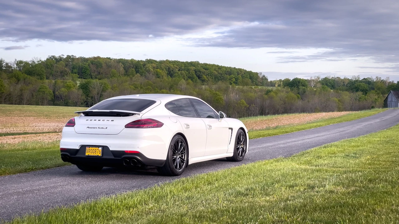 2015 Porsche 970 Panamera Turbo - Image 9 of 23