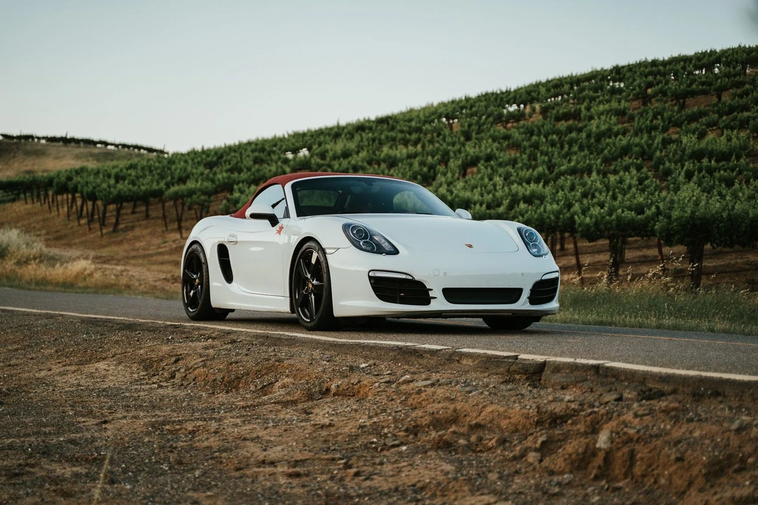 2015 Porsche 981 Boxster S - Image 9 of 20