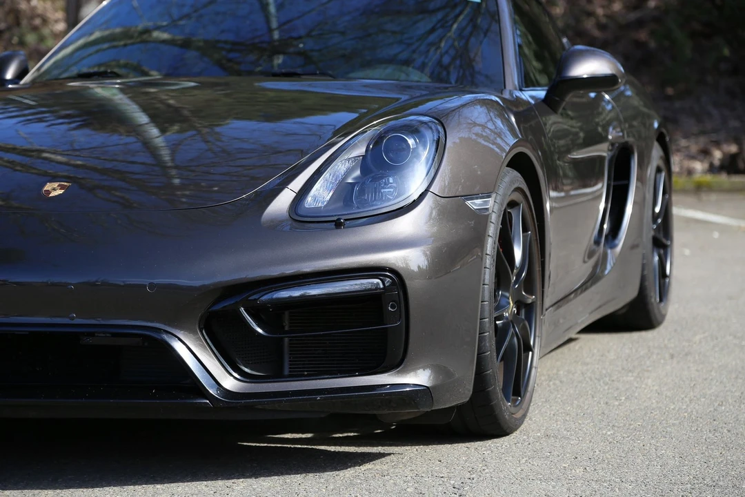 2015 Porsche 981 Cayman GTS - Image 9 of 31