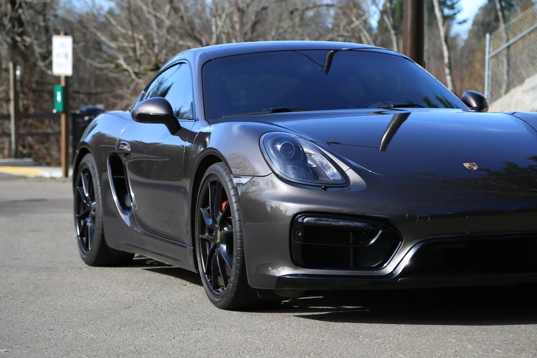 2015 Porsche 981 Cayman GTS - Image 14 of 31
