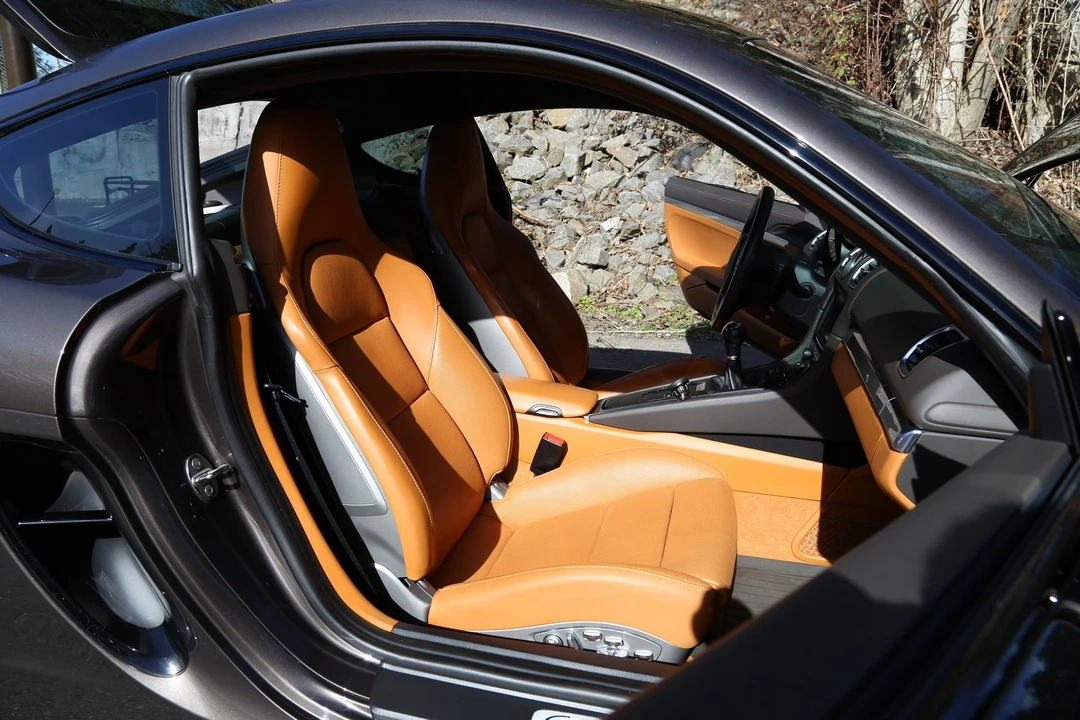 2015 Porsche 981 Cayman GTS - Image 19 of 31