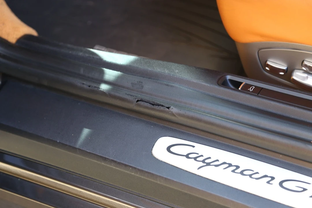 2015 Porsche 981 Cayman GTS - Image 26 of 31