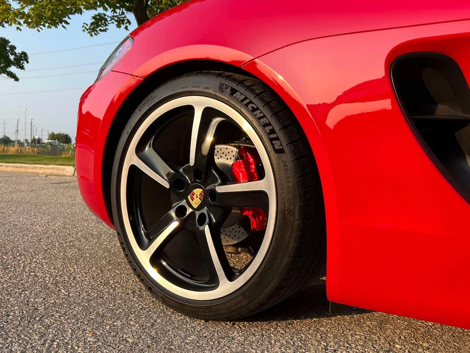 2015 Porsche 981 Cayman GTS - Image 26 of 31