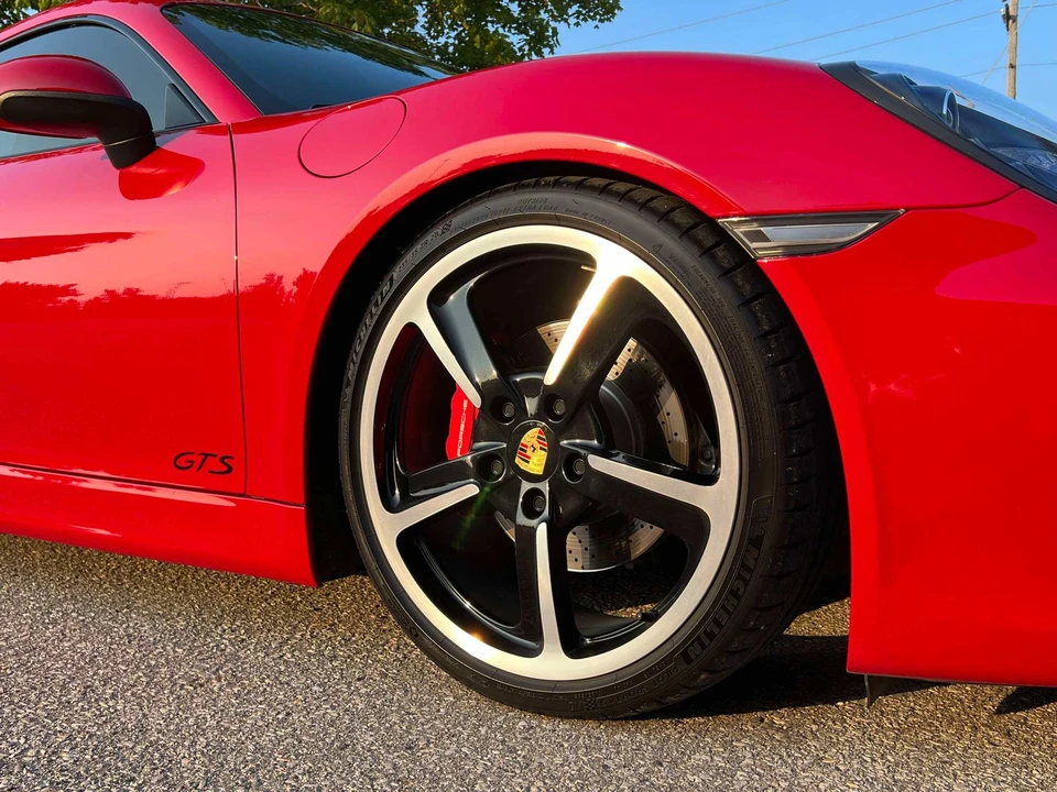 2015 Porsche 981 Cayman GTS - Image 3 of 31