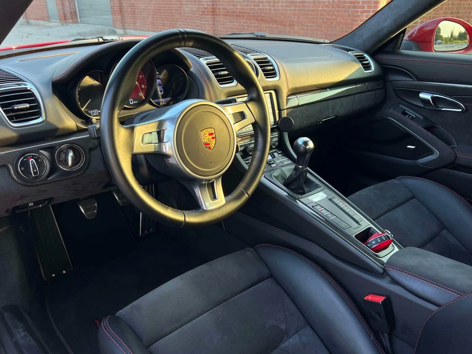 2015 Porsche 981 Cayman GTS - Image 22 of 31