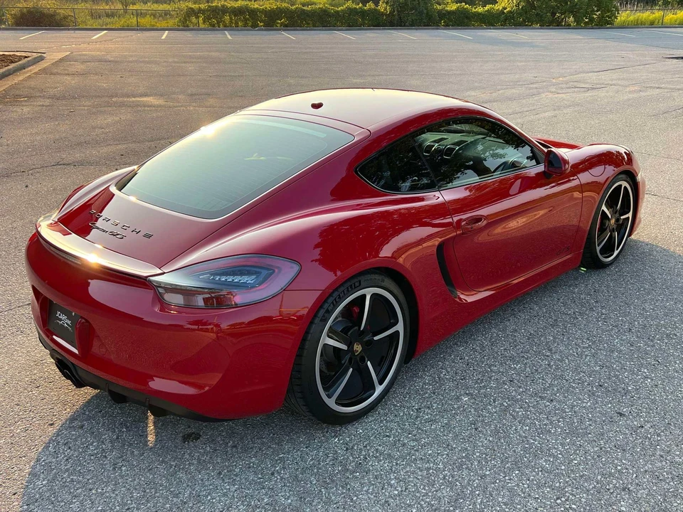 2015 Porsche 981 Cayman GTS - Image 6 of 31