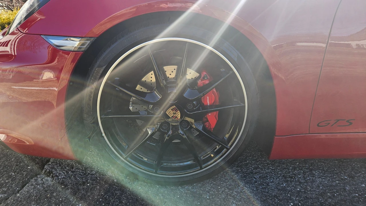 2015 Porsche 981 Cayman GTS - Image 12 of 31