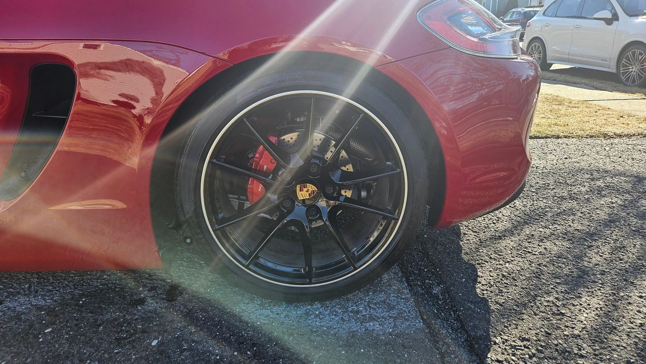 2015 Porsche 981 Cayman GTS - Image 13 of 31