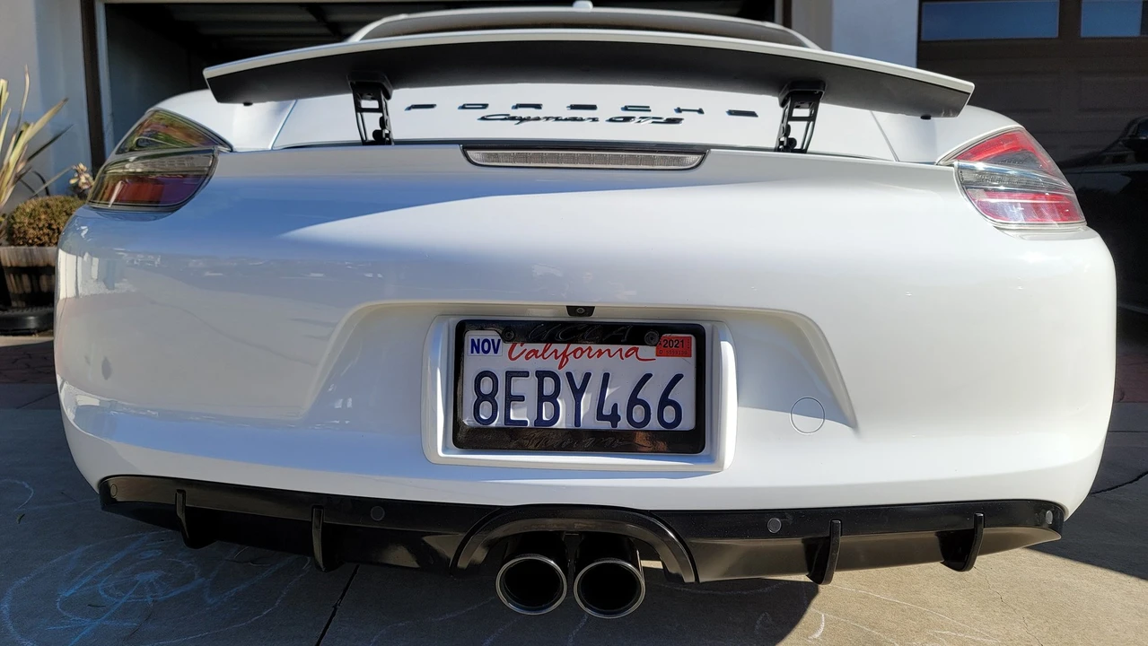 2015 Porsche 981 Cayman GTS - Image 6 of 16