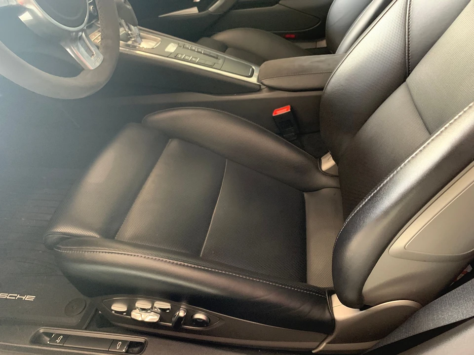 Porsche 981 Cayman GTS - Image 23 of 27