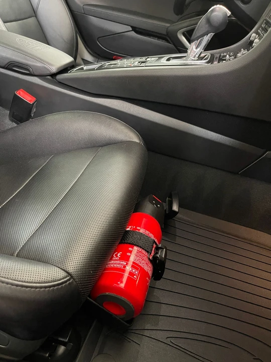 2015 Porsche 991 Carrera GTS - Image 18 of 25