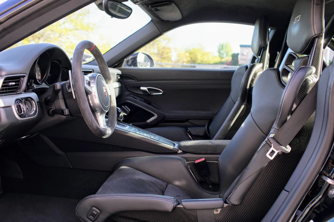 2015 Porsche 991 GT3 - Image 6 of 8