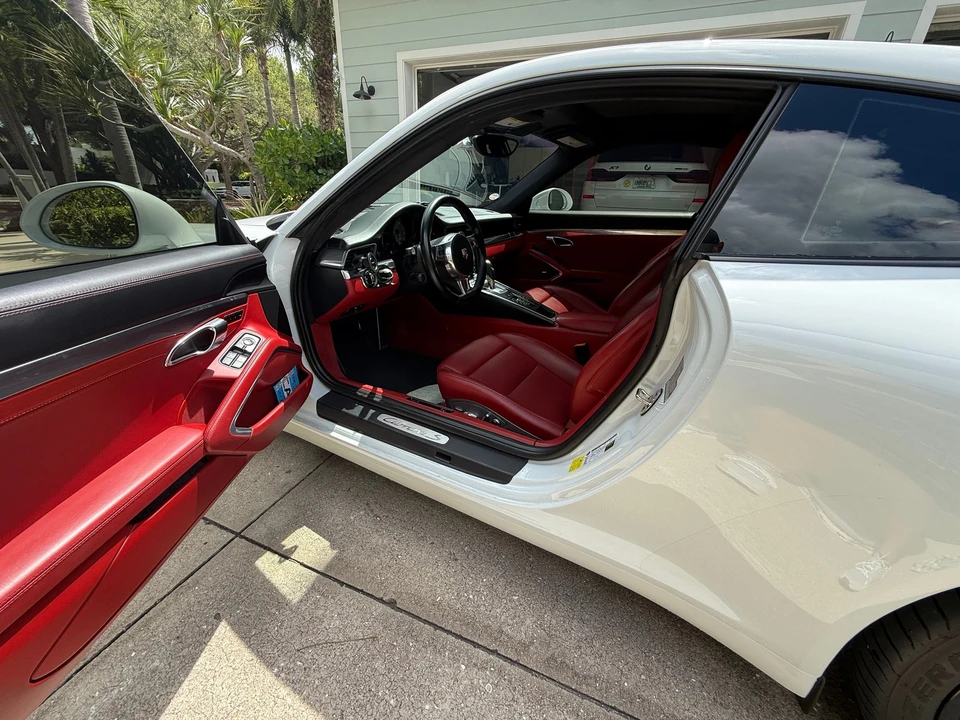2015 Porsche 991 Carrera S - Image 8 of 10