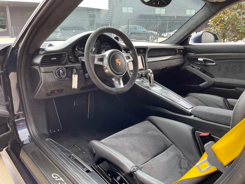 2015 Porsche 991 GT3 - Image 8 of 15