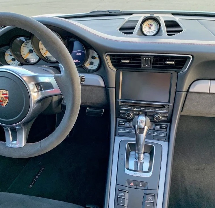 2015 Porsche 991 GT3 - Image 12 of 14