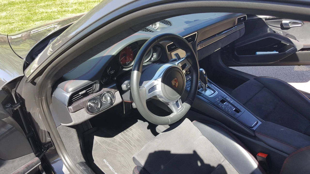 2015 Porsche 991 Carrera GTS - Image 28 of 30