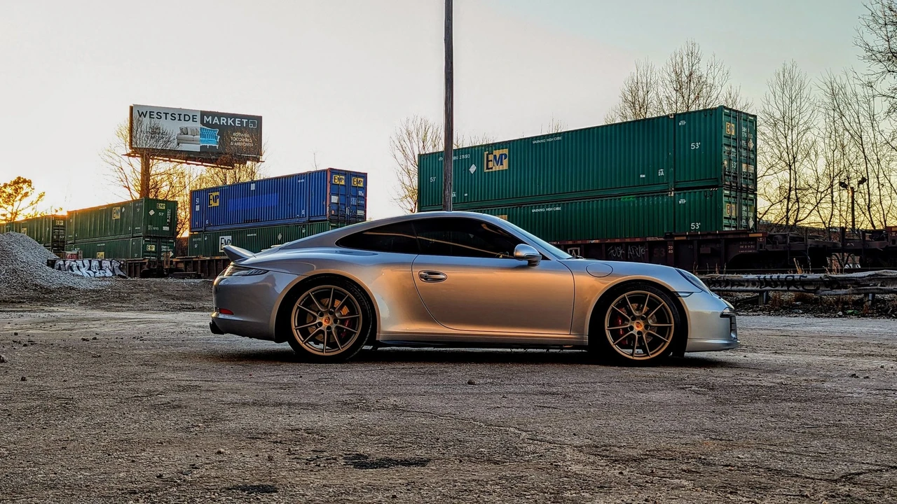 2015 Porsche 991 Carrera GTS - Image 2 of 10