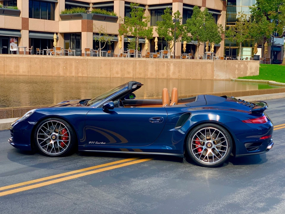 2015 Porsche 991 Turbo - Image 3 of 3