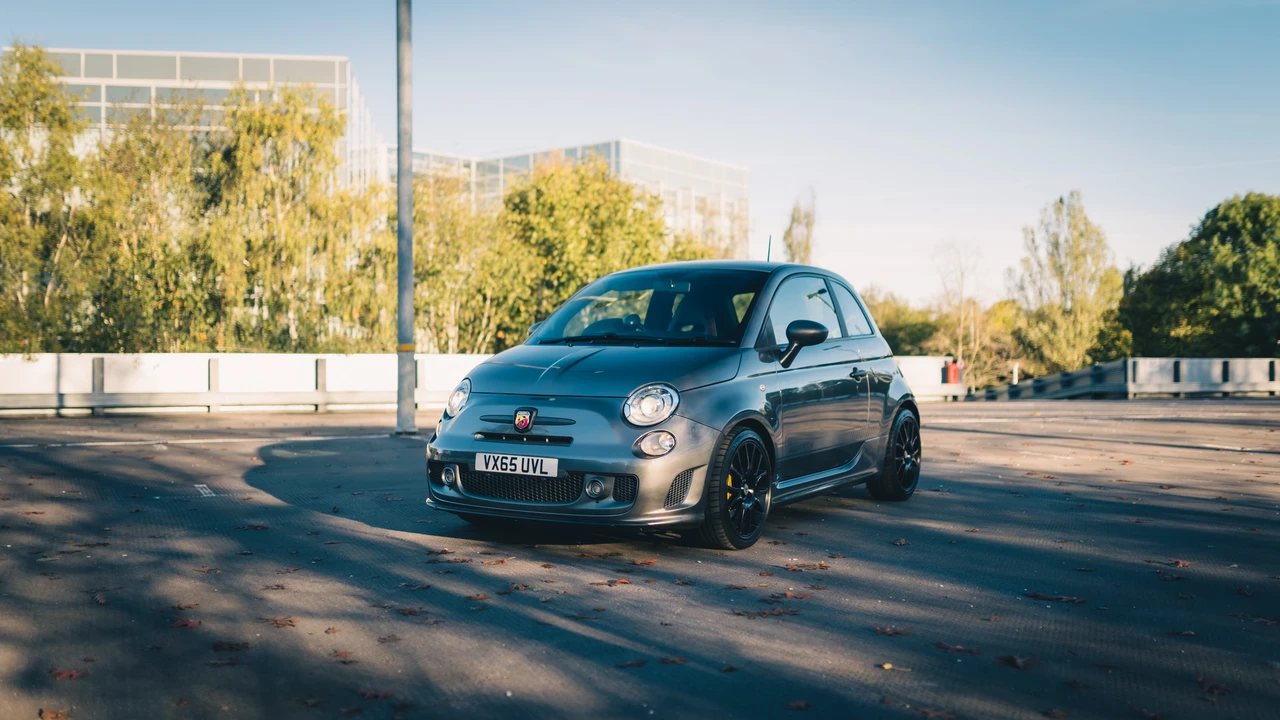 2015 Fiat Abarth 500 - Image 4 of 31