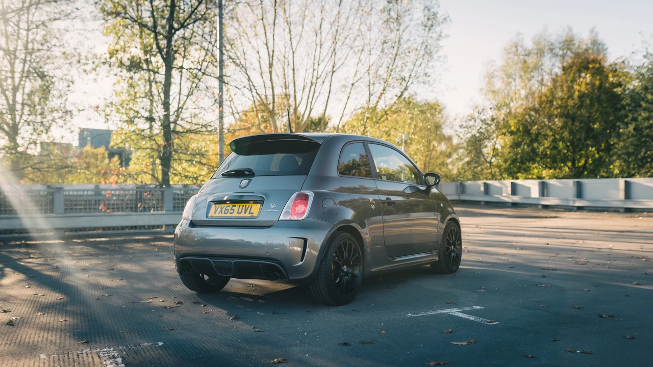 2015 Fiat Abarth 500 - Image 8 of 31