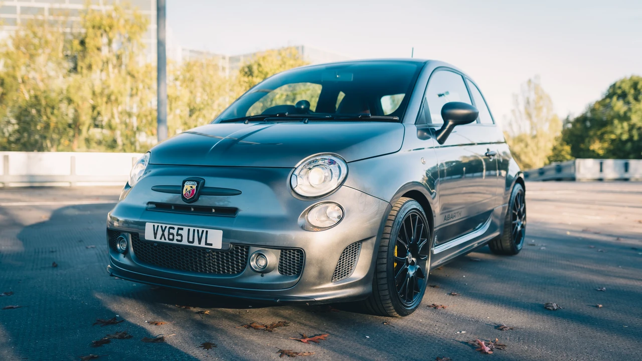 2015 Fiat Abarth 500 - Image 17 of 31