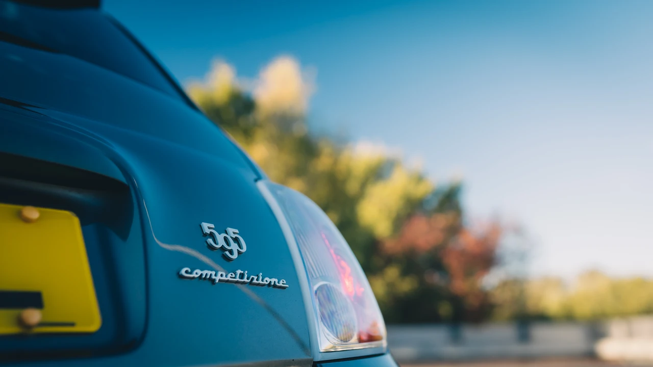 2015 Fiat Abarth 500 - Image 21 of 31