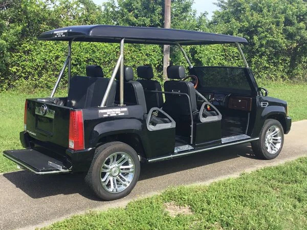 2015 Cadillac Escalade 4th Gen - Image 5 of 9