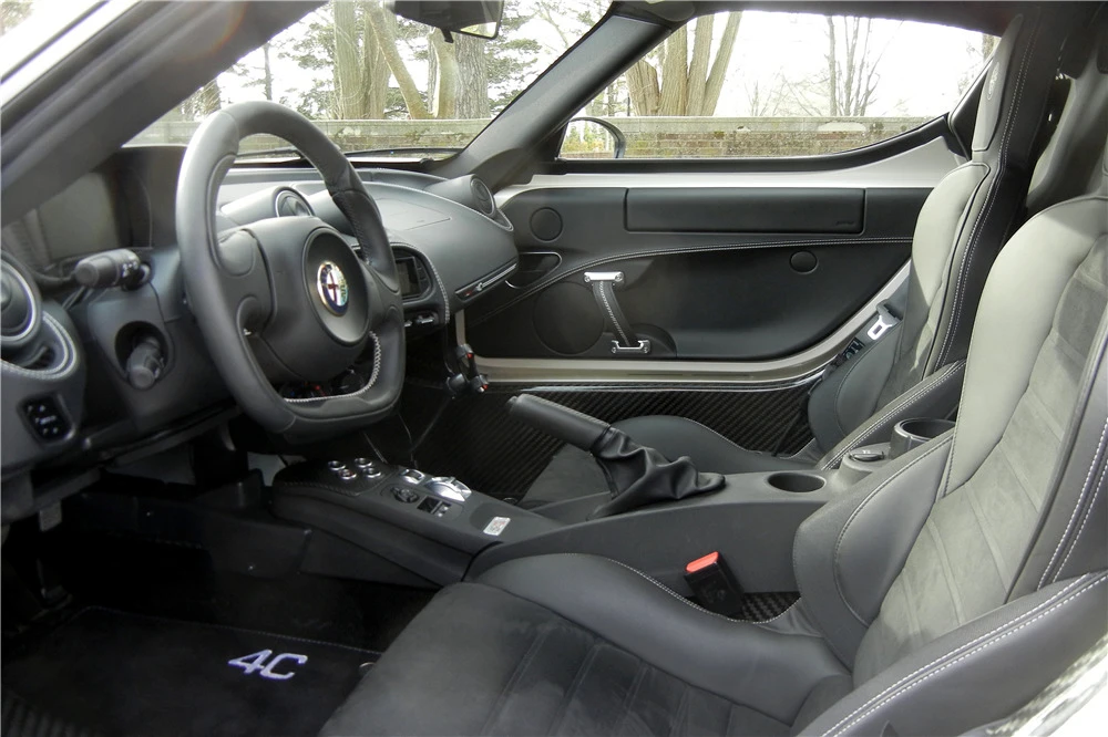 2015 Alfa Romeo 4C Coupe - Image 4 of 5