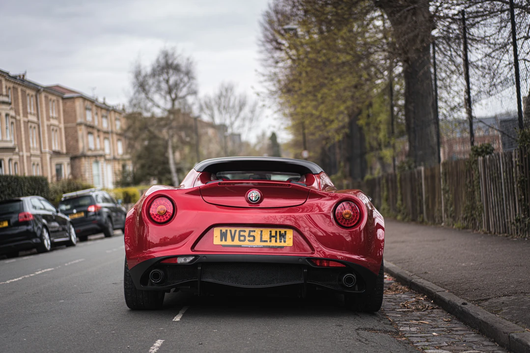 2015 Alfa Romeo 4C Spider - Image 8 of 31