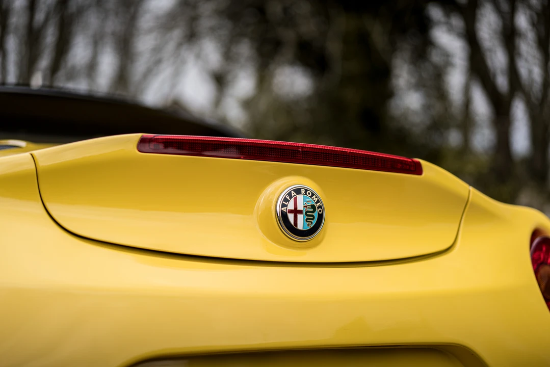 2015 Alfa Romeo 4C Spider - Image 23 of 31