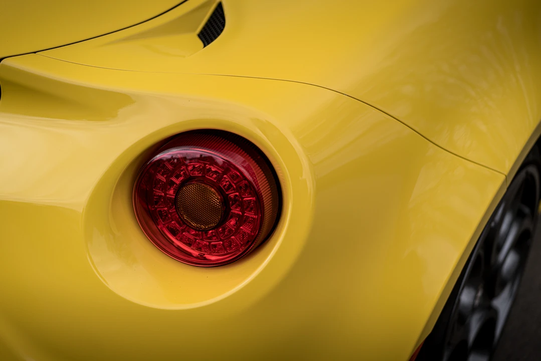 2015 Alfa Romeo 4C Spider - Image 27 of 31