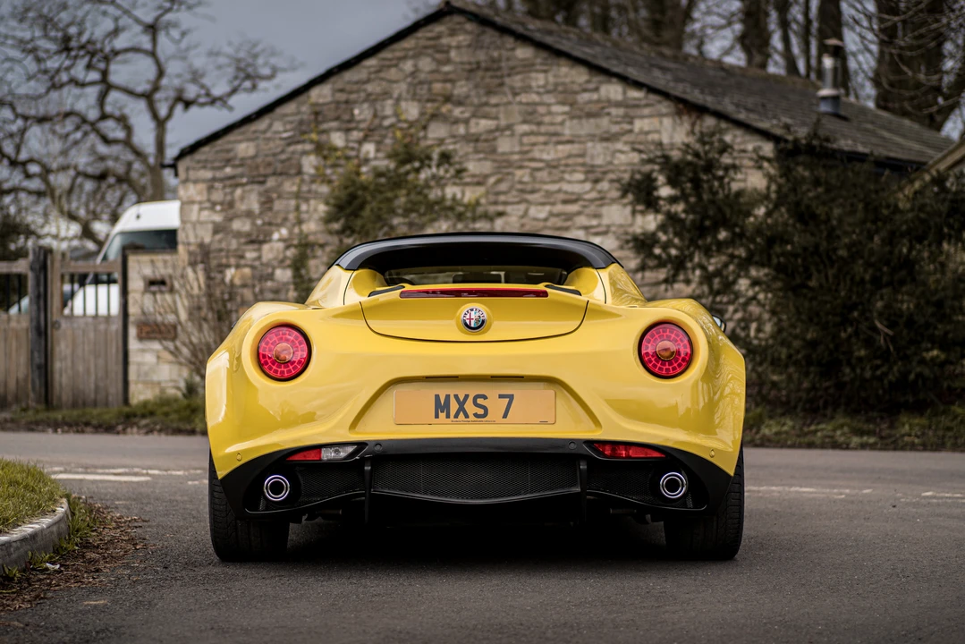 2015 Alfa Romeo 4C Spider - Image 6 of 31