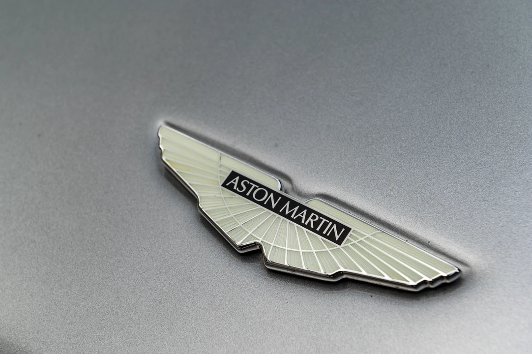 2015 Aston Martin DB9 - Image 20 of 31