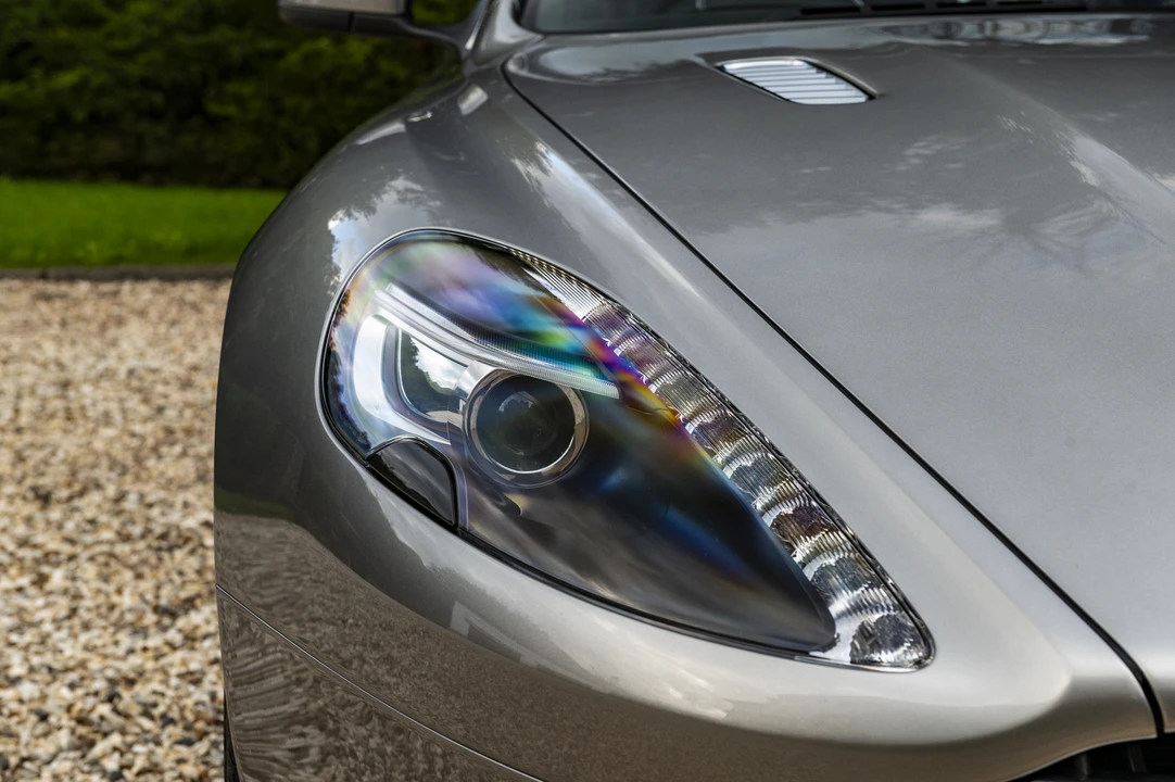 2015 Aston Martin DB9 - Image 22 of 31