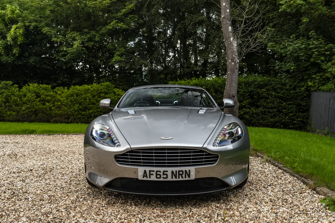 2015 Aston Martin DB9 - Image 3 of 31