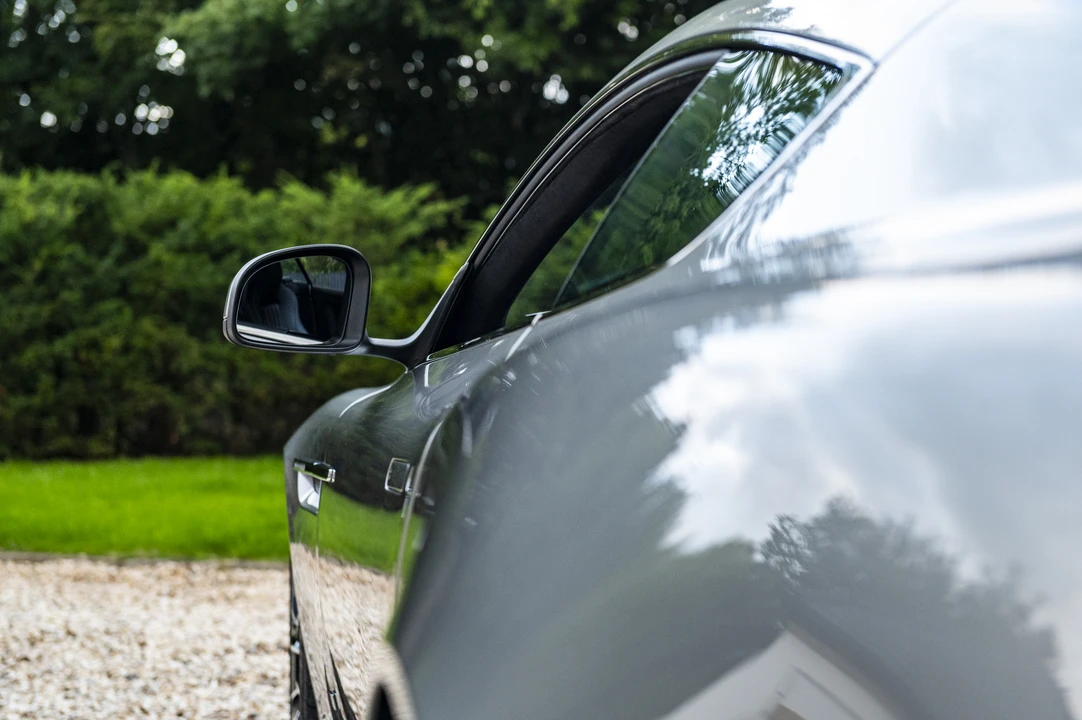 2015 Aston Martin DB9 - Image 24 of 31