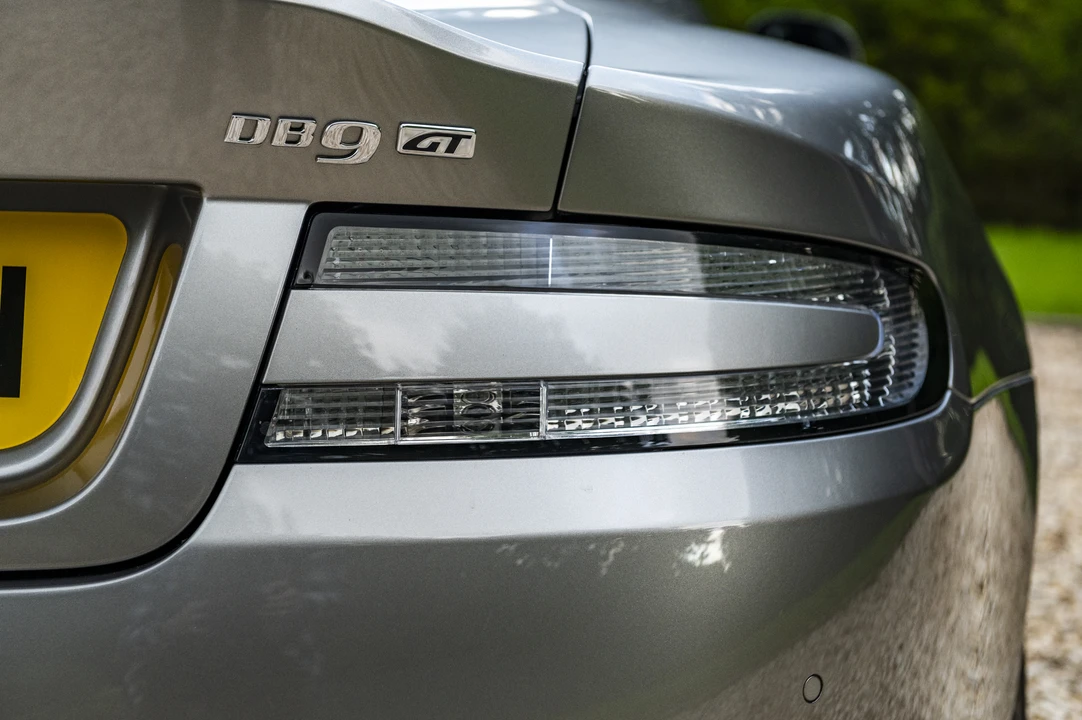 2015 Aston Martin DB9 - Image 26 of 31