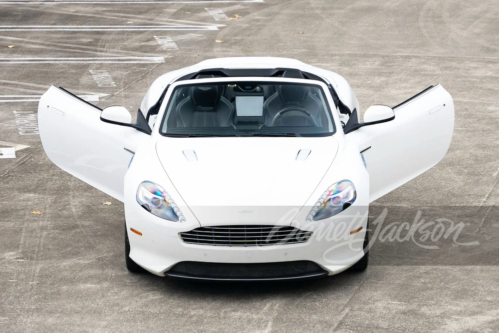 2015 Aston Martin DB9 - Image 16 of 20