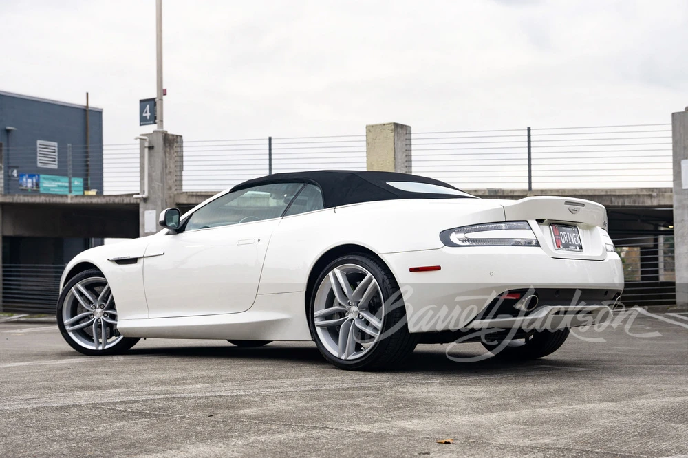 2015 Aston Martin DB9 - Image 19 of 20