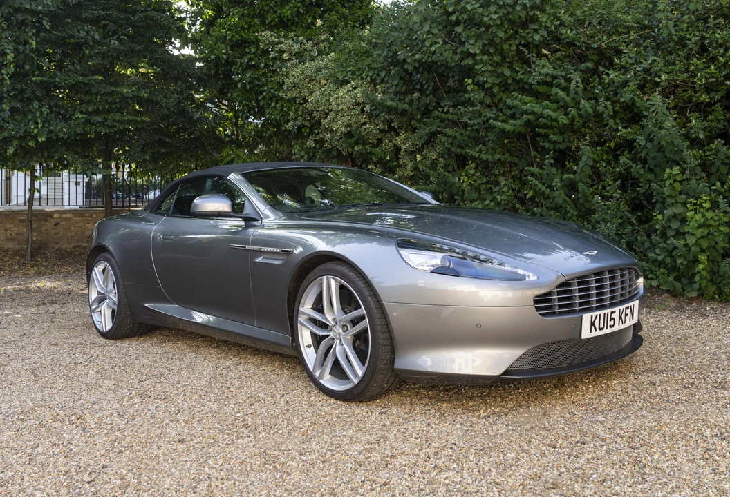 2015 Aston Martin DB9 - Image 14 of 31